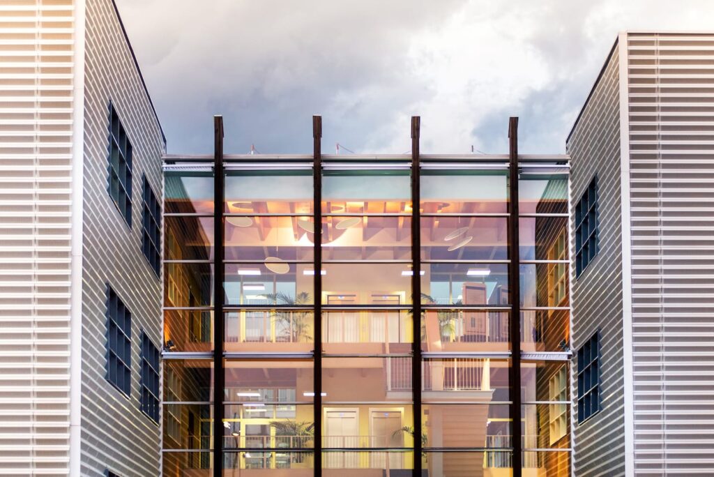 Unique Modern Office Building B2NLTRV 1024x684